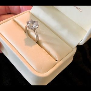 3ct Cubic Zirconia size